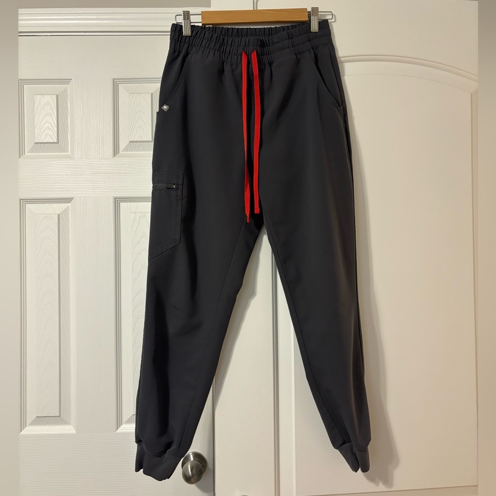 Figs High Waisted Zamora Joggers scrub pants - small petite charcoal